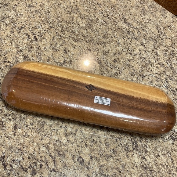 BH Wood Serveware 7 pc Set. 3 bowls, 3 spoons & Tray. NEW!! Made in Philippines - Picture 5 of 6